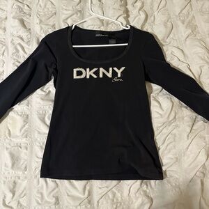 DKNY top
